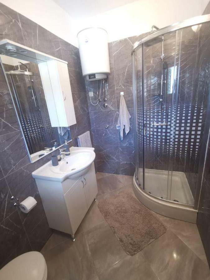 Mala Kuca Apartment Vodice Ngoại thất bức ảnh